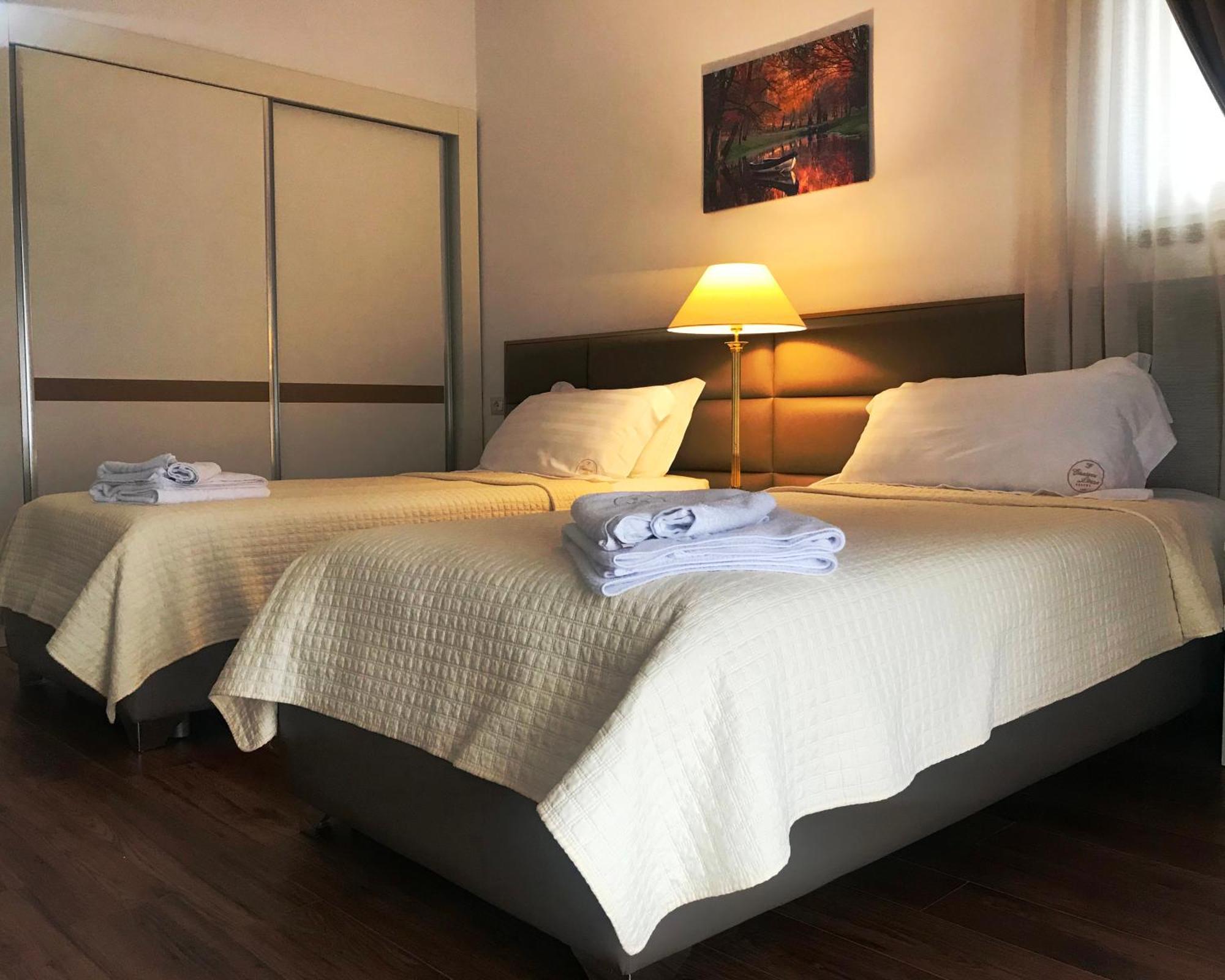 Chateau Linza Resort Tirana Exteriör bild