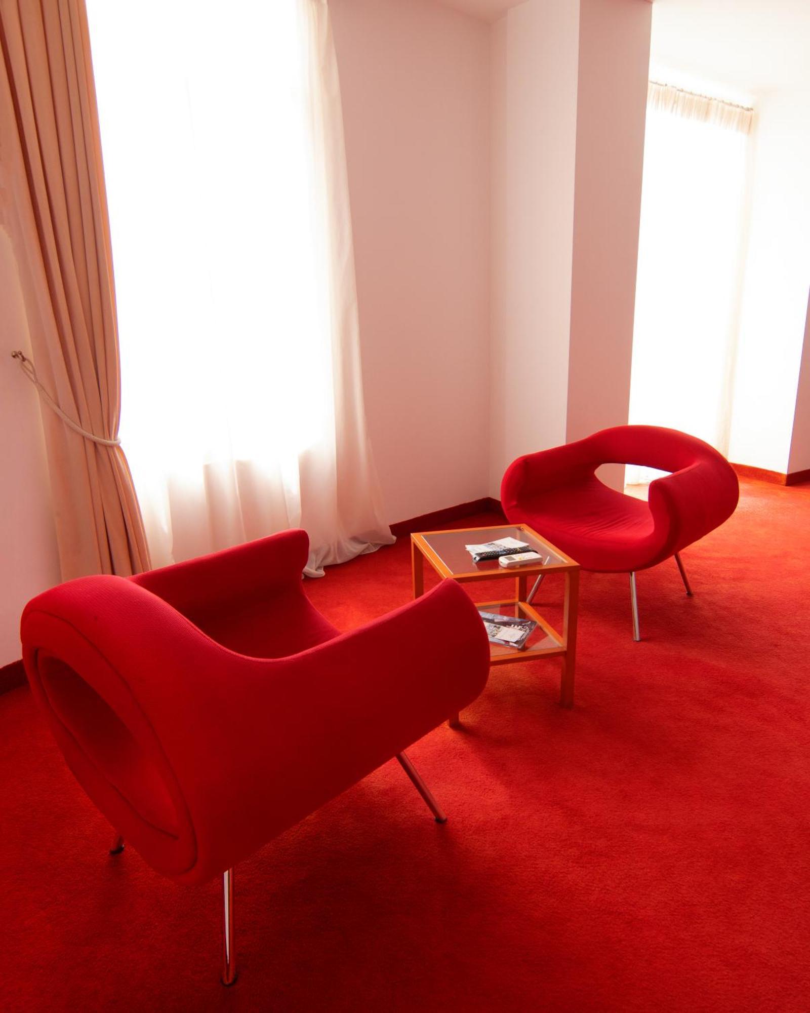 Chateau Linza Resort Tirana Exteriör bild